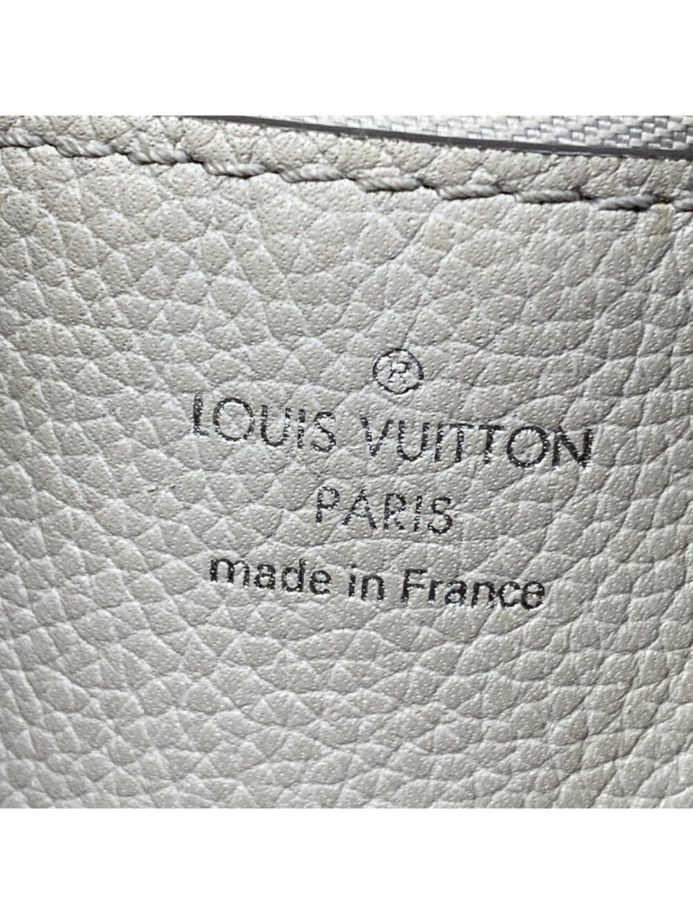 Louis Vuitton Handbag Mahina Mulia Brume Leather Cowhide - Picture 9 of 15